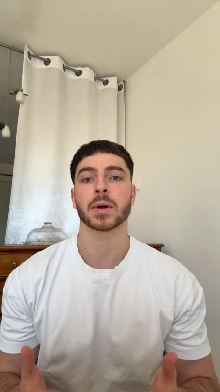 Vidéo d'introduction · Romain